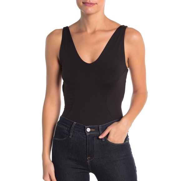 Good American Tops - Good American Colorblock Crisscross Back Bodysuit